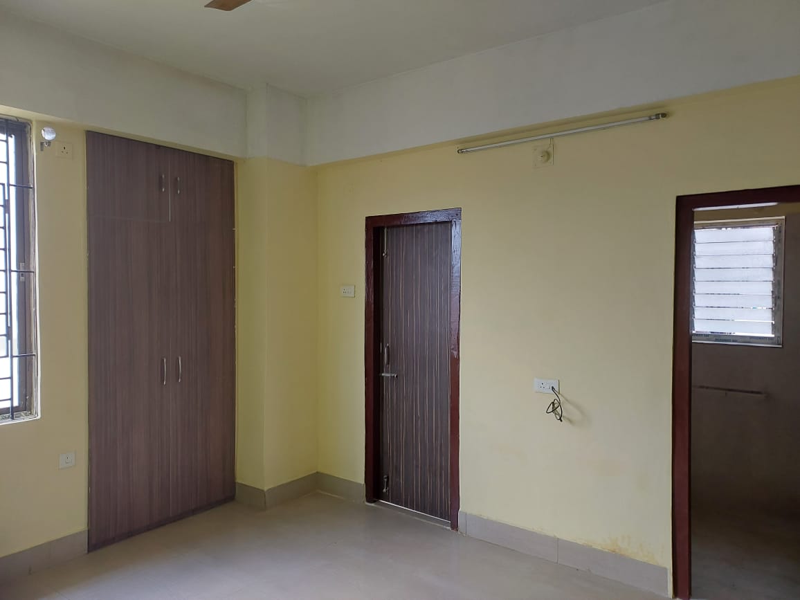 Semi Furnished 3bhk in Bhetapara, Guwahati, Assam, India for Rent